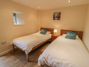 2 bedrooms, individually decorated, individually furnished, free WiFi - Hendoll Cottage 2 (Fairbourne)