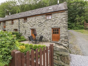Cottage | Exterior