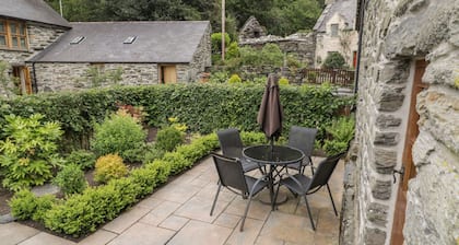 Hendoll Cottage 2