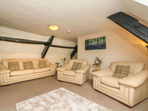 Cottage | Living area