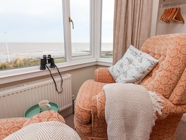Cottage | Living area | TV, DVD player
