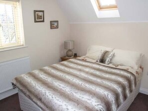 3 bedrooms, individually decorated, individually furnished, free WiFi