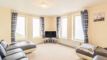 Cottage | Living area | TV, DVD player