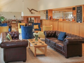 Cottage | Living room - Callow Lodge 5 (Shrewsbury)