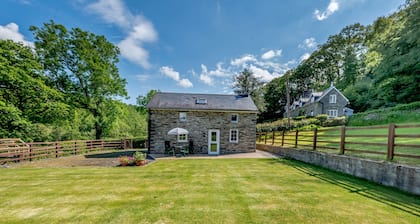 Cwmdu Cottage