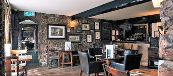 로즈 앤드 크라운