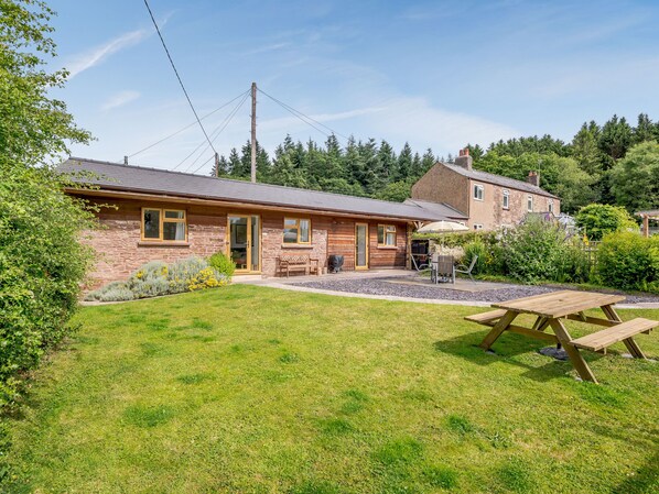 Exterior - The Stable @ Rose Cottage (Lydney)
