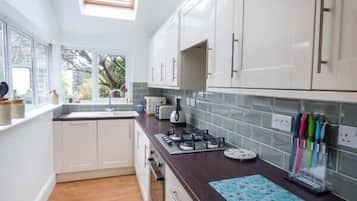 Cottage | Interior