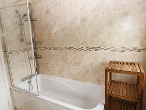 Casa de campo | Banheiro | Chuveiro, secador de cabelo