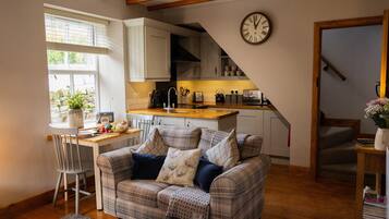 Casa de campo | Cozinha privada | Geladeira, micro-ondas, cooktop, lava-louças