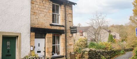 Cottage | Front of property