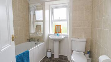 Cottage | Bathroom
