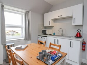 Cottage | Private kitchen | Microwave, stovetop, highchair, cookware/dishes/utensils