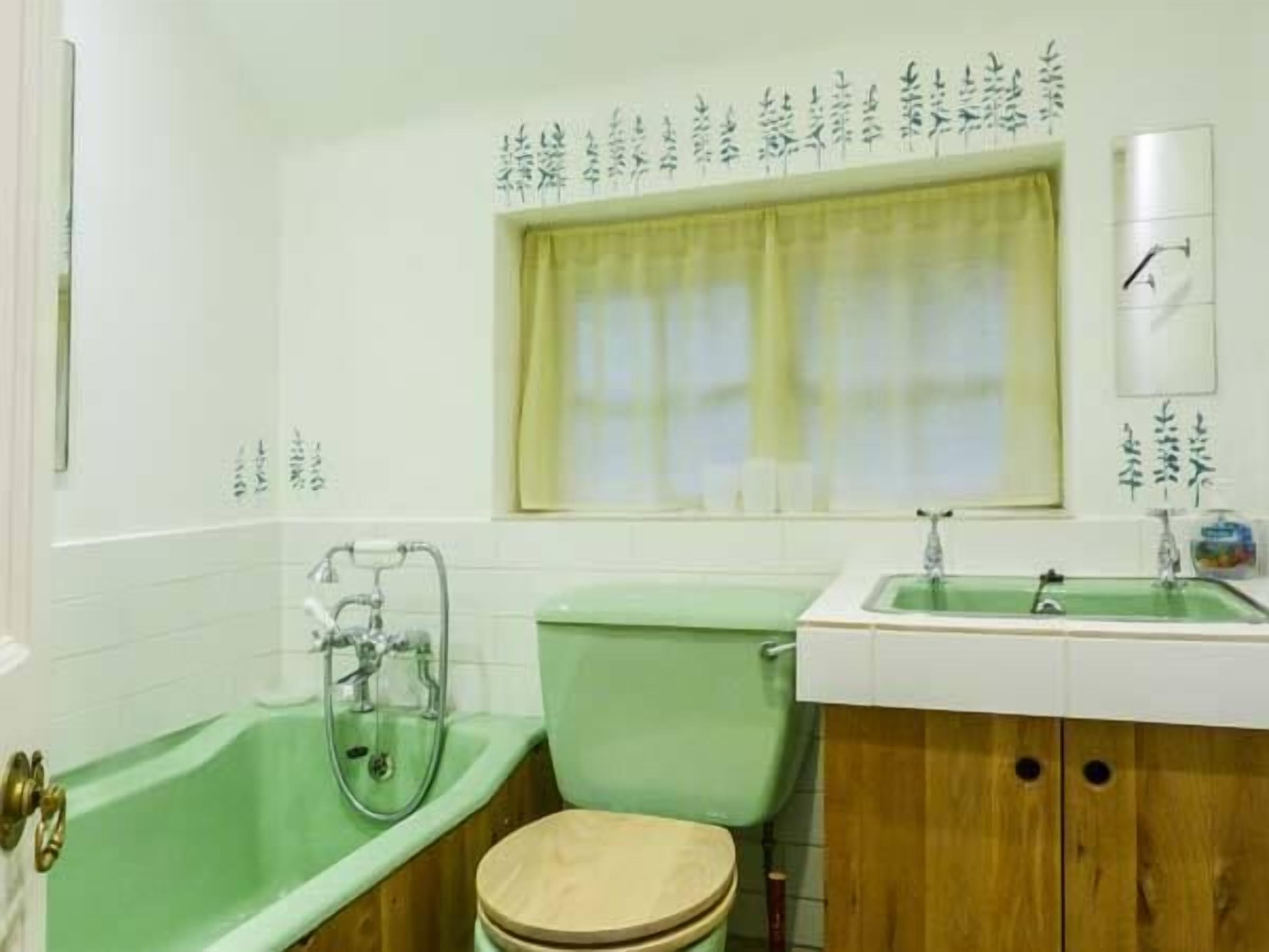 Cottage | Bathroom