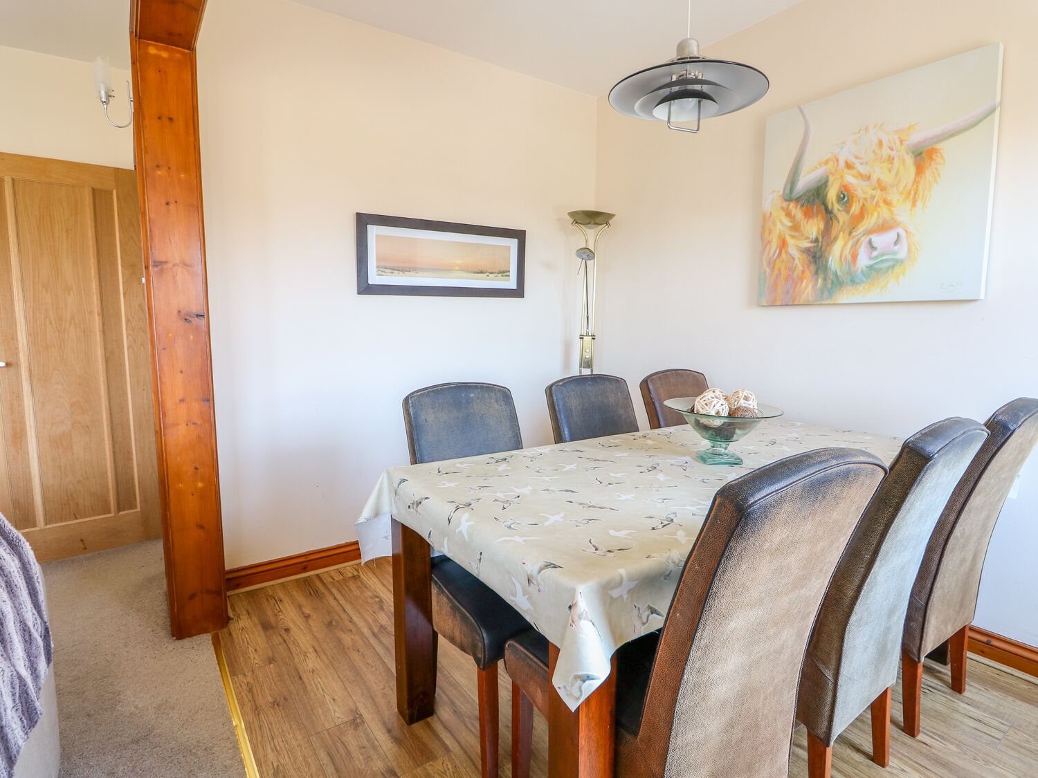 Cottage | Interior