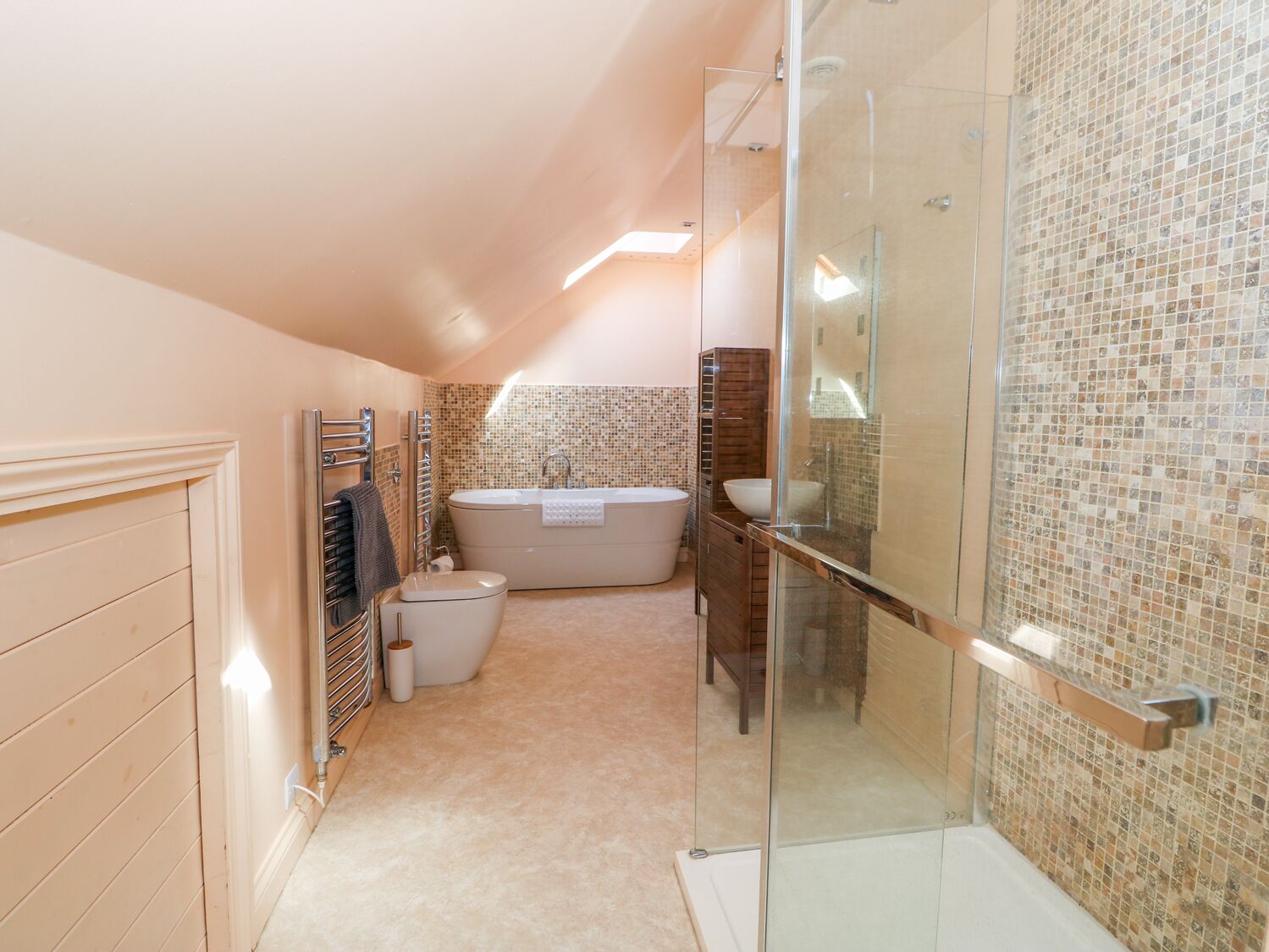 Cottage | Interior