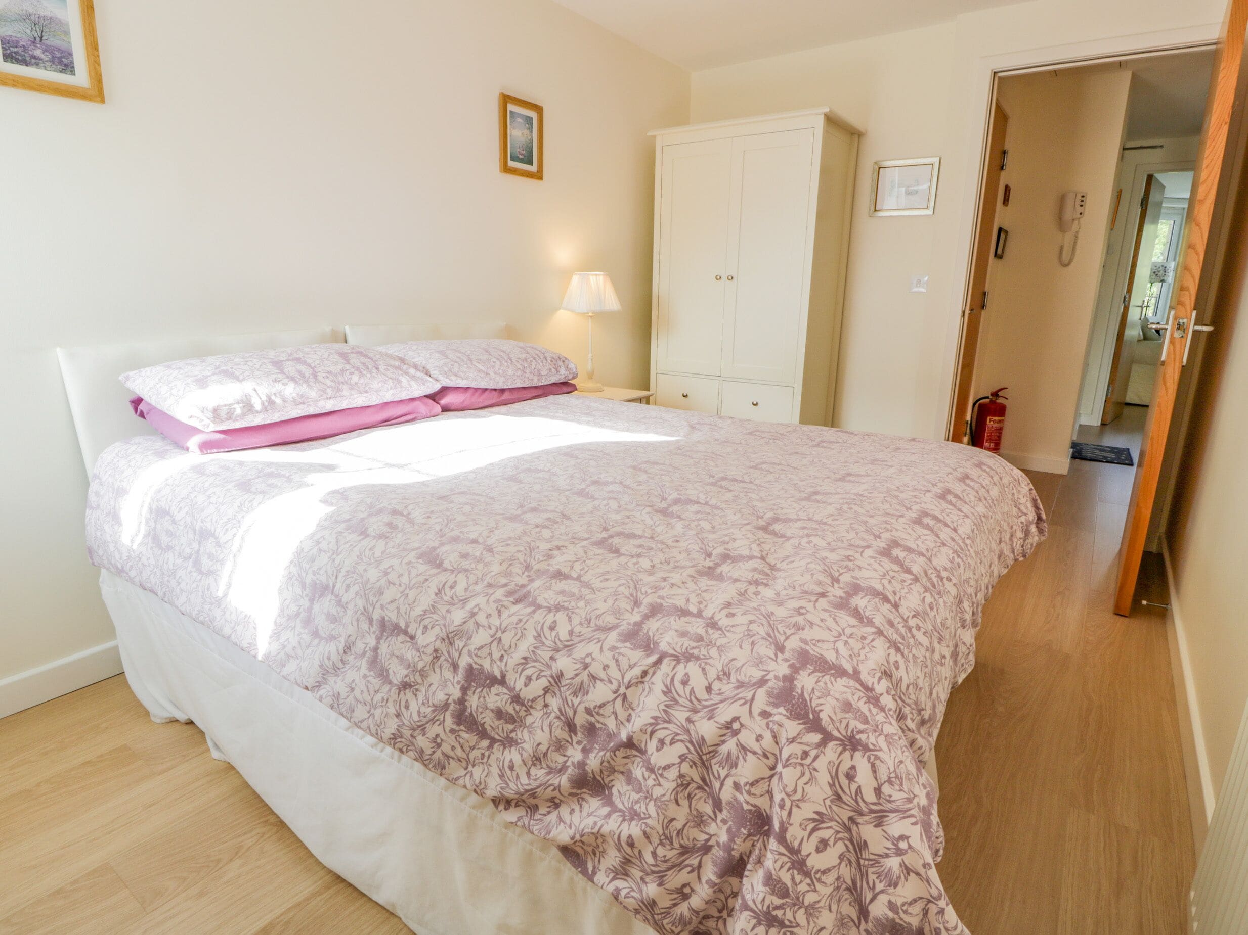 Cottage | 2 kamar tidur dan didekorasi berbeda-beda