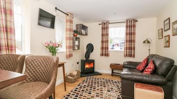 Cottage | Living room | TV, DVD player