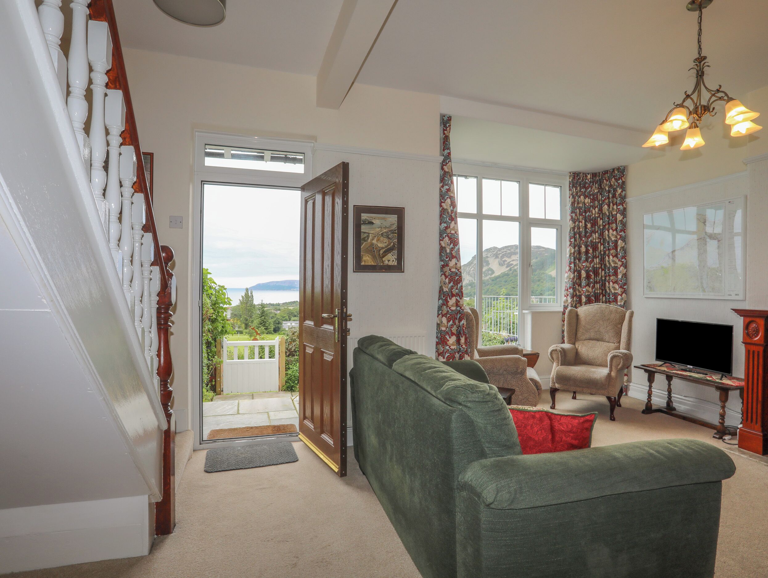 Cottage | Living area