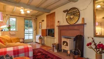 Cottage | Living room | TV, DVD player