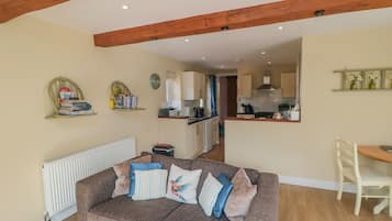 Cottage | Living room | TV, DVD player