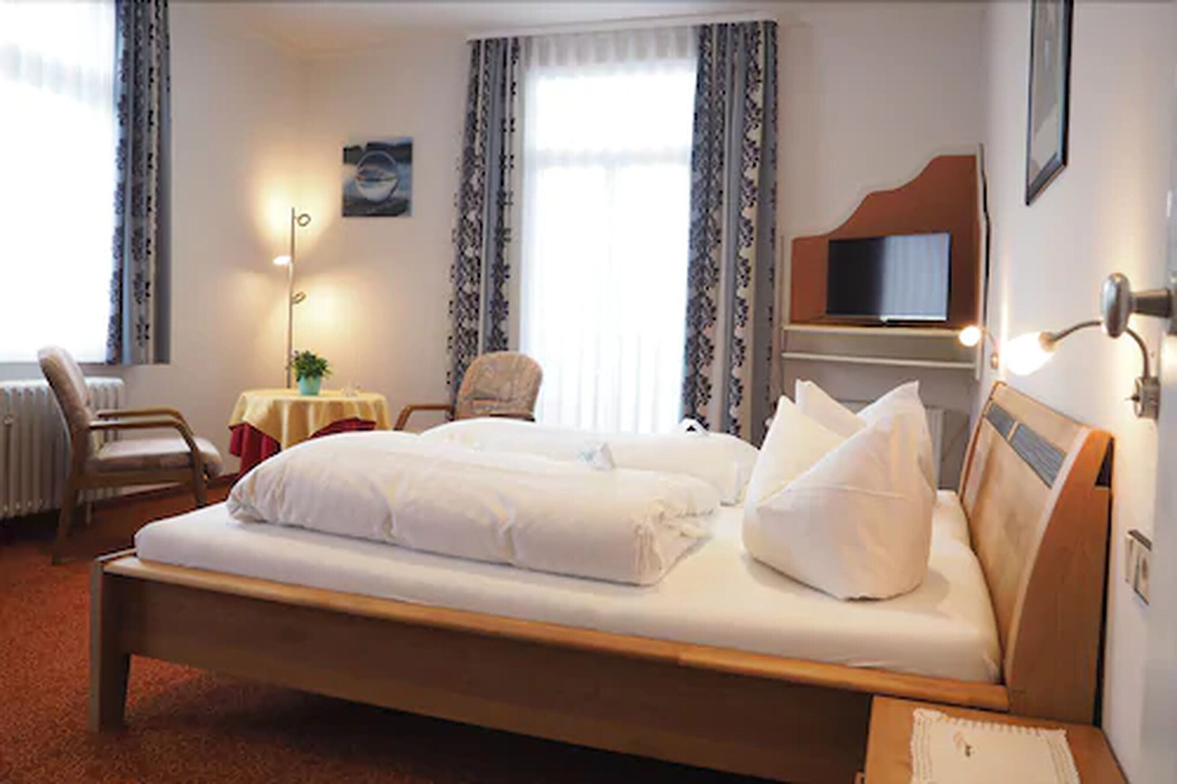 comfort double room | individually furnished, desk, laptop workspace, blackout curtains