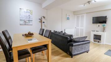 Cottage | Living room