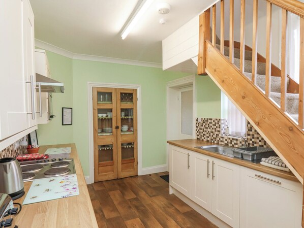 코티지 | 전용 주방 | 냉장고, 전자레인지, 쿡탑, 식기 세척기