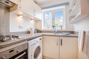 Cottage | Interior - Saplings (Wells)