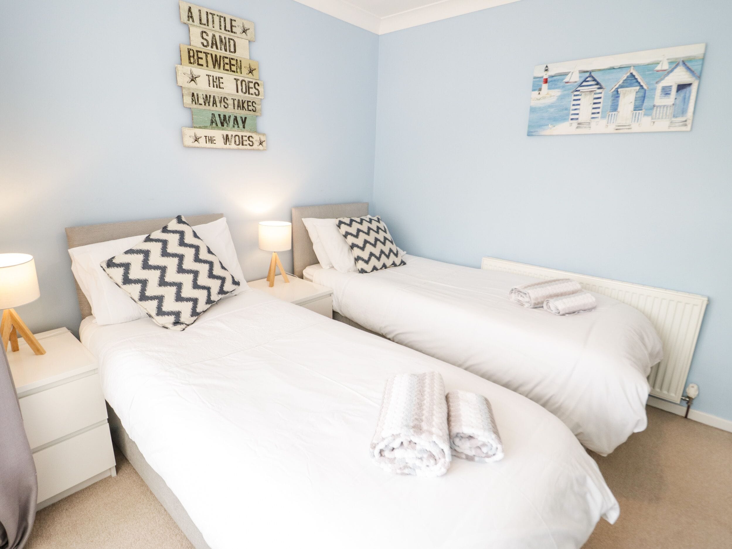 Cottage | 2 bedrooms, individually decorated, individually furnished, free WiFi