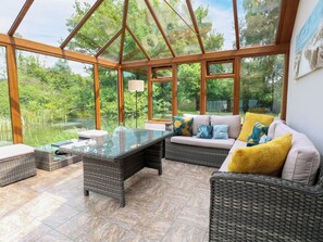 Interior - Dragonfly Lodge (Dereham)