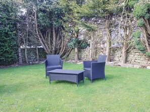 Cottage | Property grounds - Foxholes Lodge (Settle)