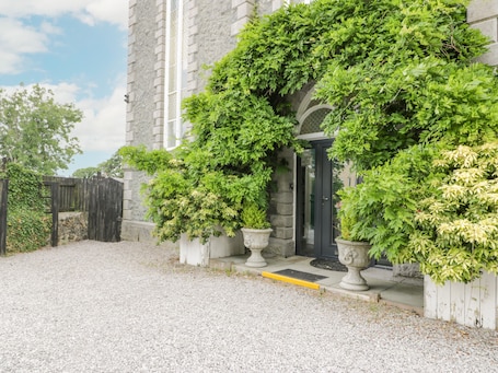 Cottage | Interior. Capel Mawr