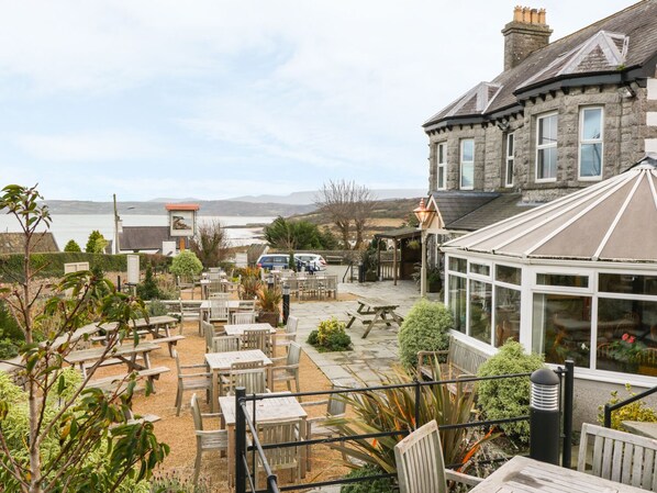 Cottage | Interior - Yr Hen Fanc (Tyn-y-Gongl)