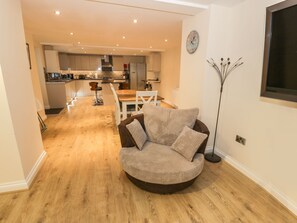 Cottage | Interior - Yr Hen Fanc (Tyn-y-Gongl)