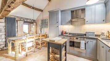 Cottage | Interior