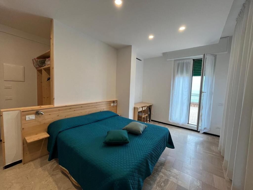 In-room safe, iron/ironing board, free WiFi