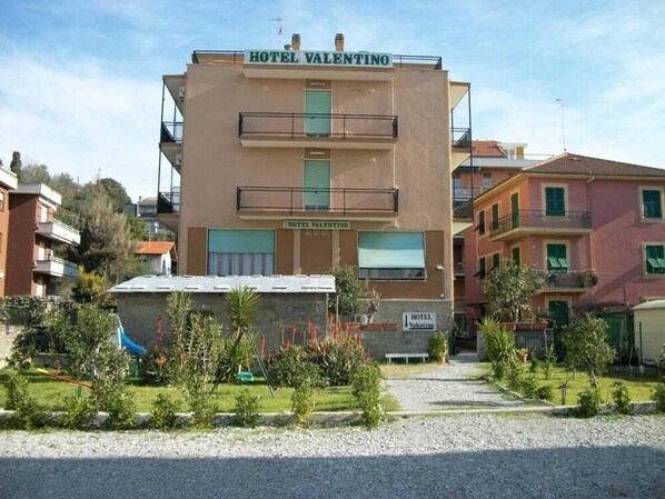 Exterior detail -  Hotel Valentino (Lavagna)