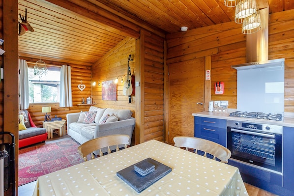 Cottage | Interior