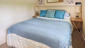 Casa de campo | 2 habitaciones, decoración personalizada y muebles diferentes