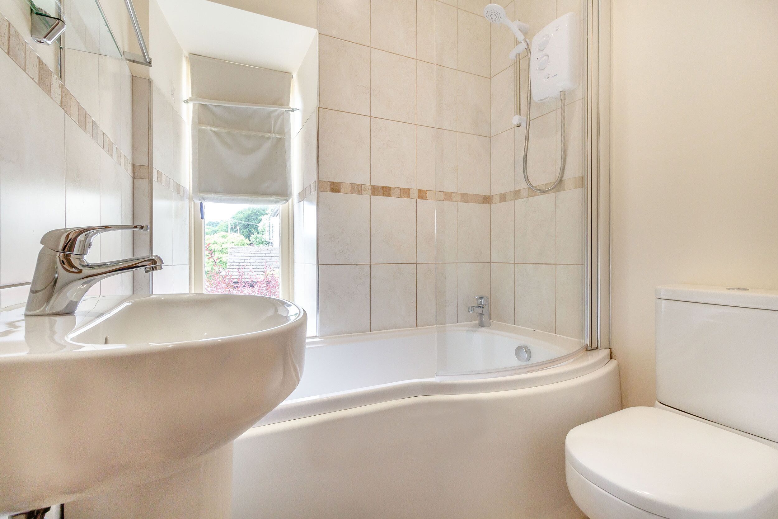 Cottage | Phòng tắm | Buồng tắm vòi sen 