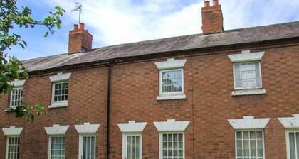 11 Victoria Cottages