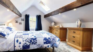 Cottage | 1 bedroom, individually decorated, individually furnished, free WiFi