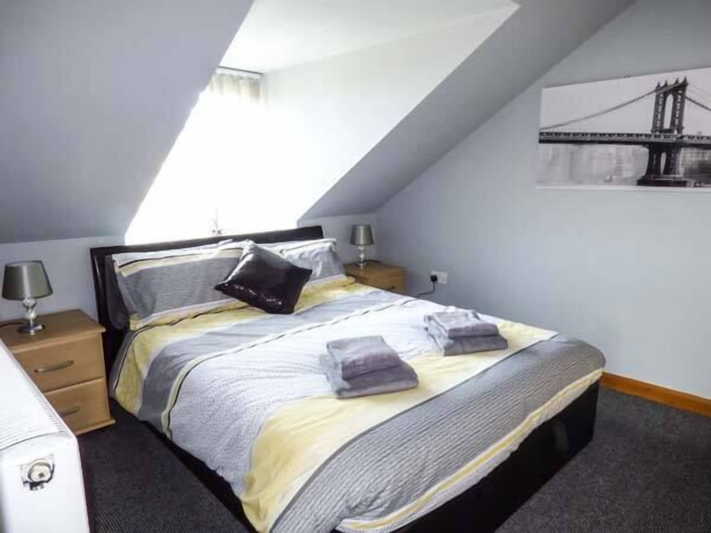 Cottage | 3 bedrooms, individually decorated, individually furnished, free WiFi