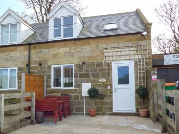 Exterior - Fortunatus (Whitby)