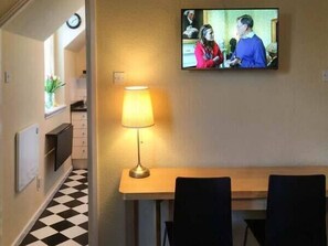 Cottage | Interior