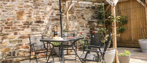 Cottage | Outdoor dining