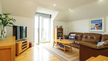 Cottage | Living area
