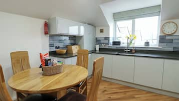 Cottage | Tempat makan