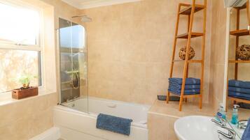 Cottage | Phòng tắm | Buồng tắm vòi sen